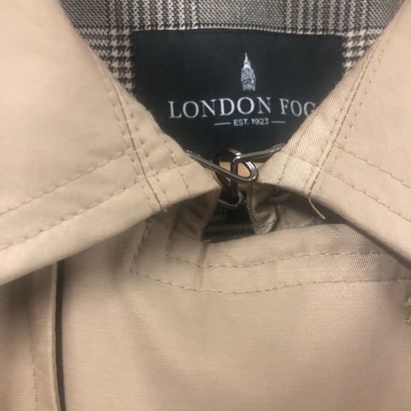 **SOLD** NWT London Fog Lined Trench Coat - Picture 4 of 8